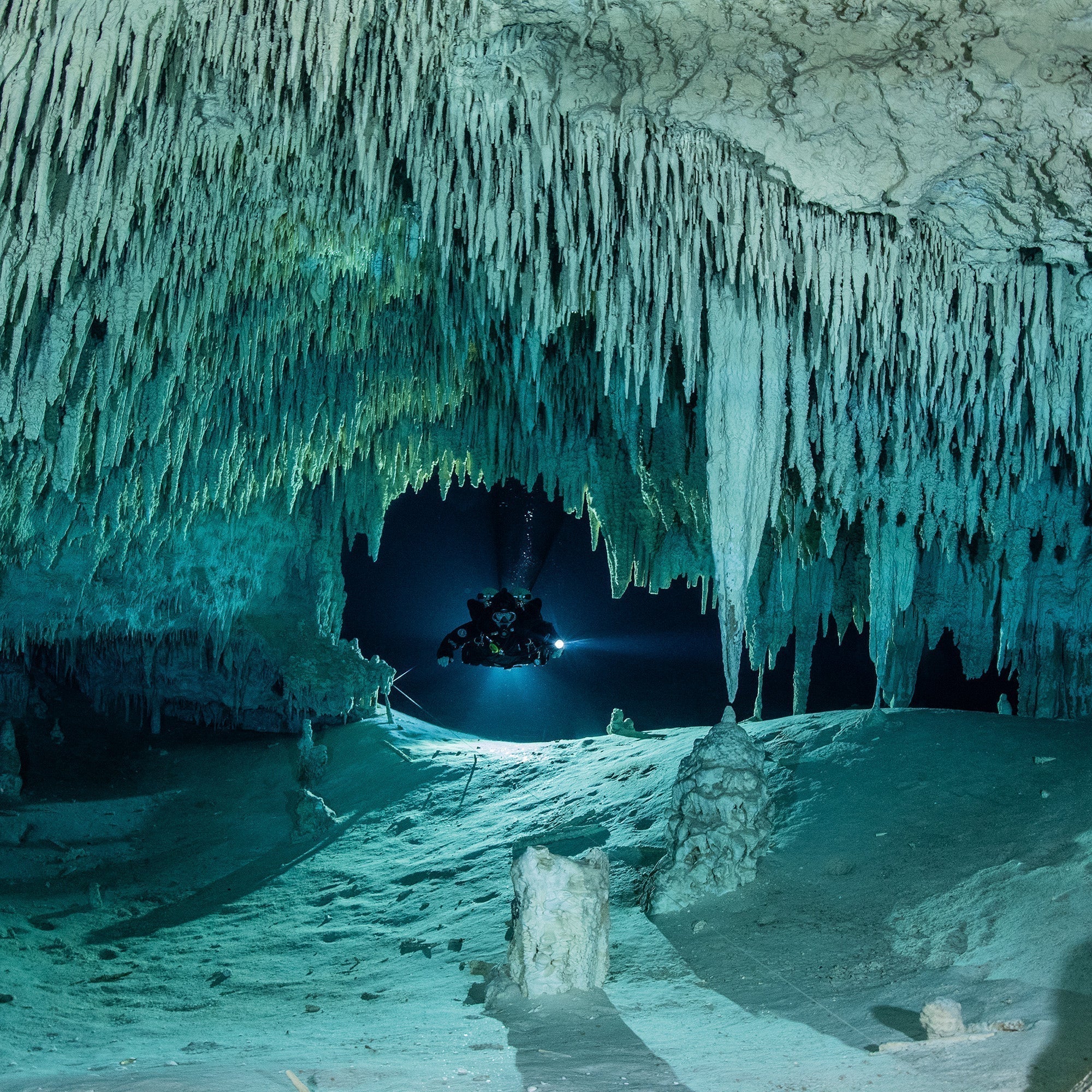 Wrecks, Mines, Caves: Diving Differences and Similarities