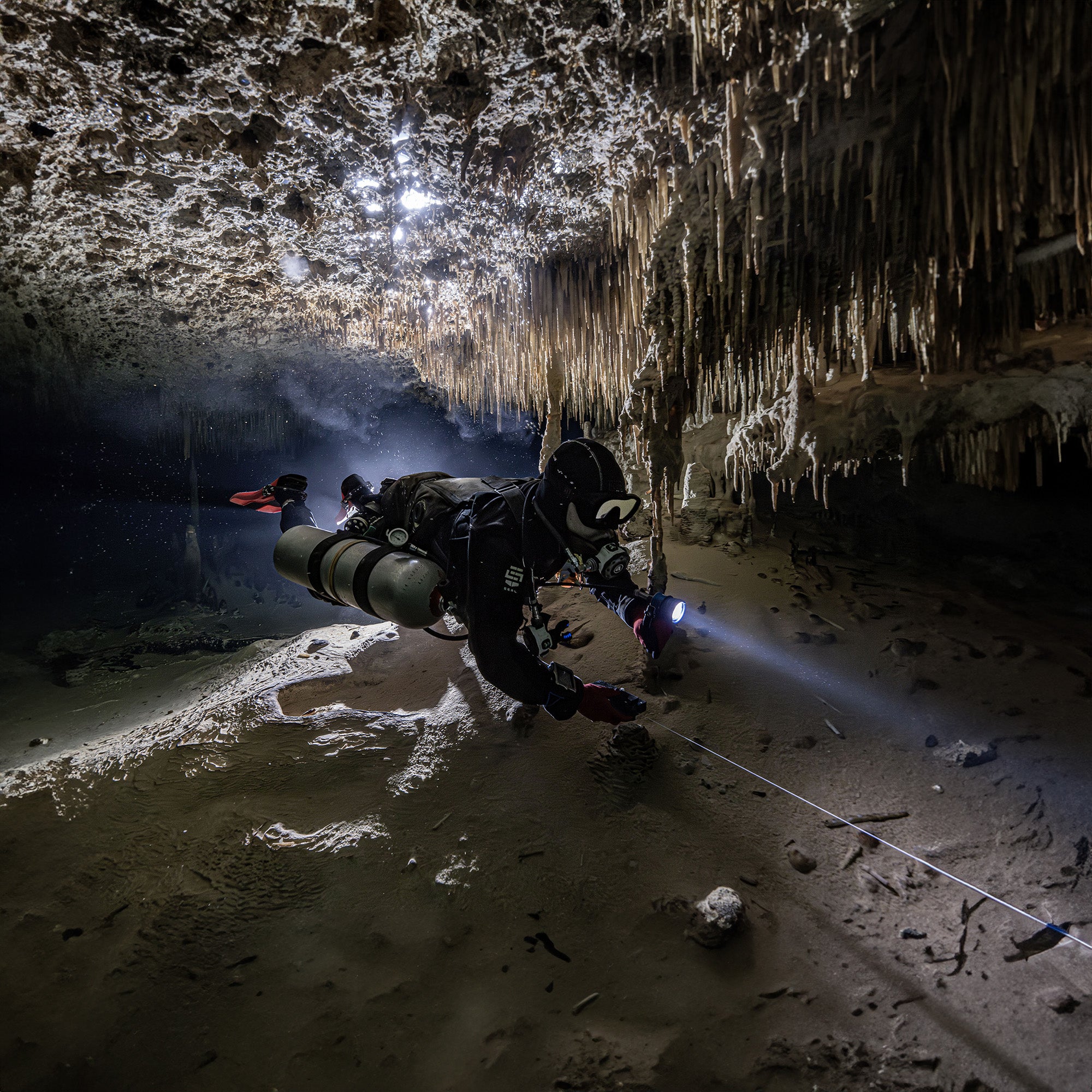 cave diving in riviera maya